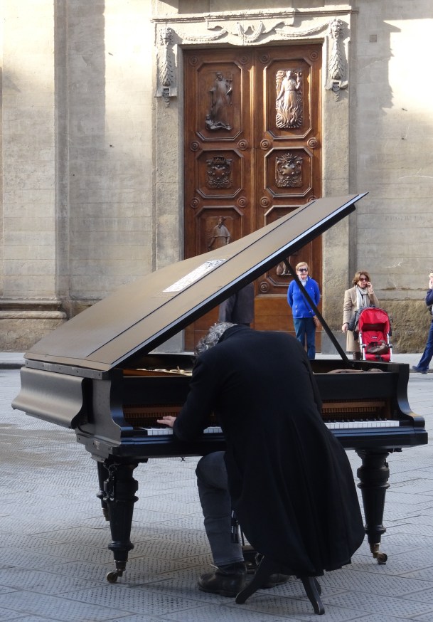 Piano in a piazza in Florence