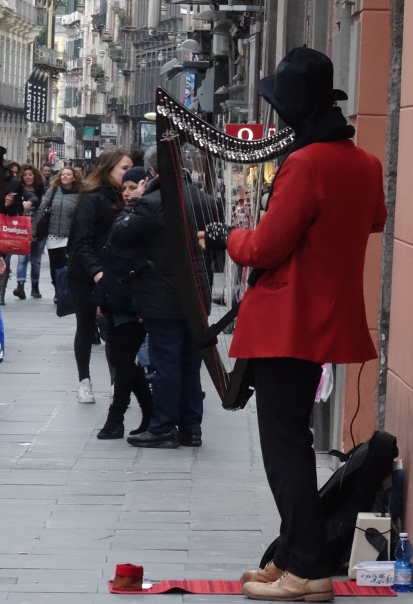 Busker in Naples