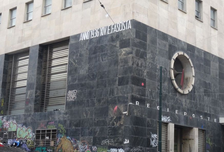 Post office steps in Naples