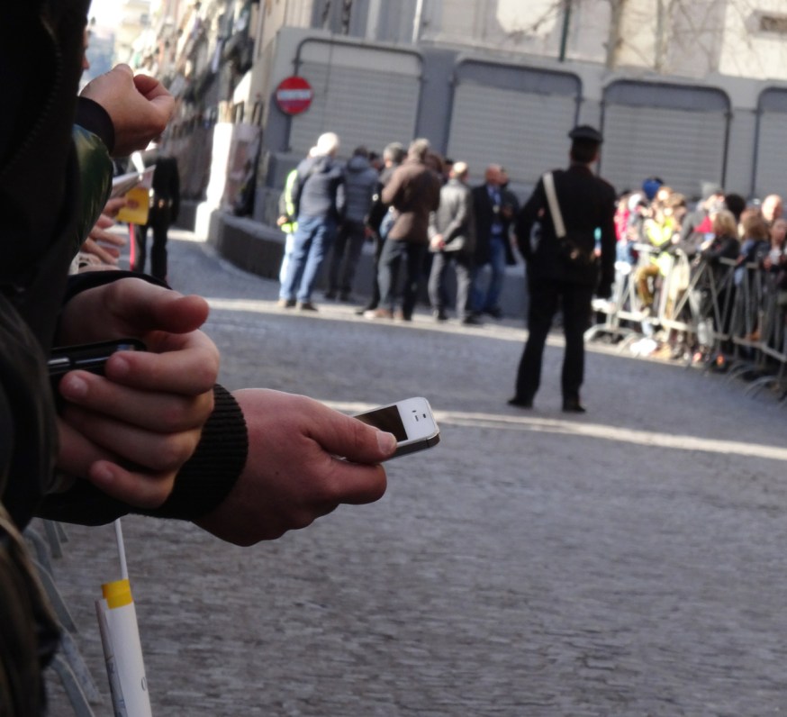 Waiting for the Pope in Naples