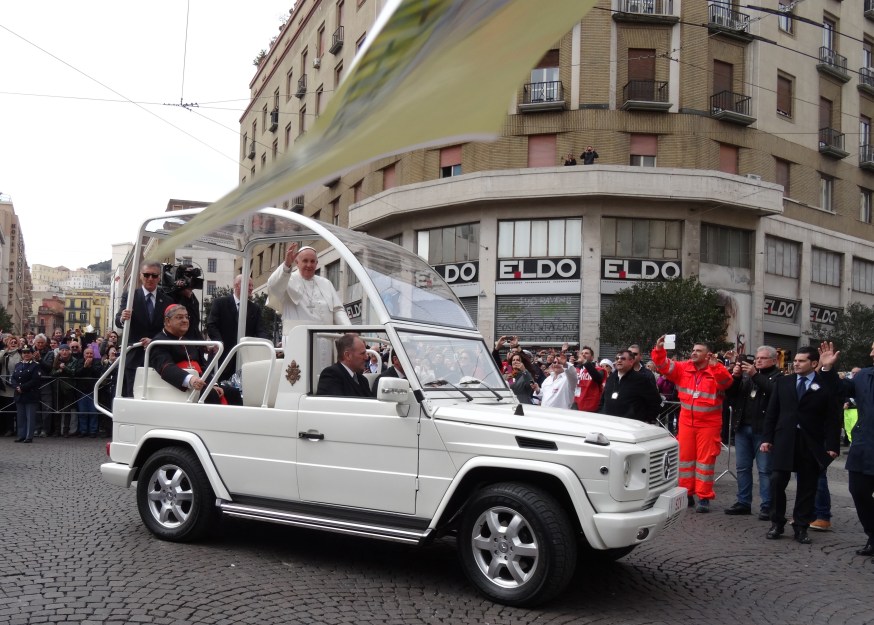 Pope's visit to Naples