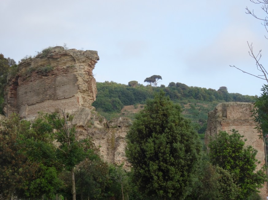A Roman reminder on the edge of Lago d'Averno