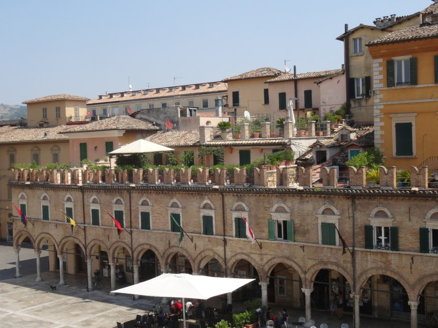 Piazza del Popolo in Ascoli Piceno