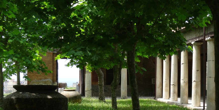 The shaded pool area of the Villa San Marco in Stabiae