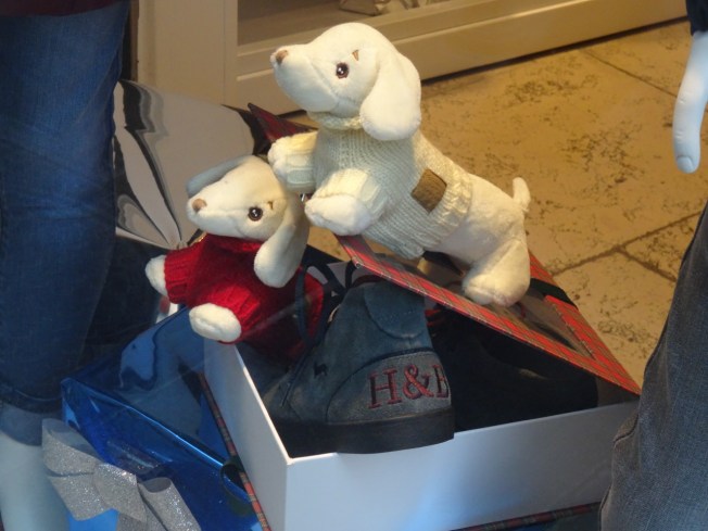 The shop window of Harmont & Blaine