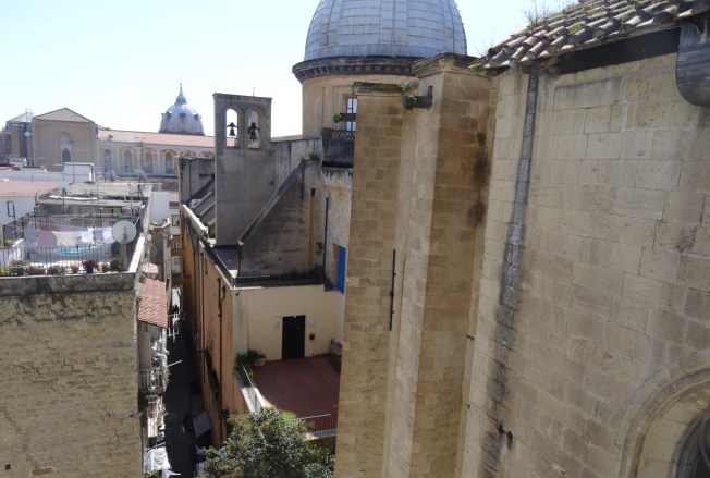 On the left the dome of the Capella di San Gennaro, and on the right that of the Chiesa di Santa Maria Donnaregina Nuova
