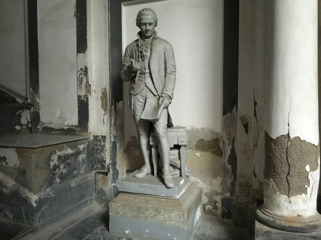 Inside the main doorway of a grand old Palazzo in Naples, Italy